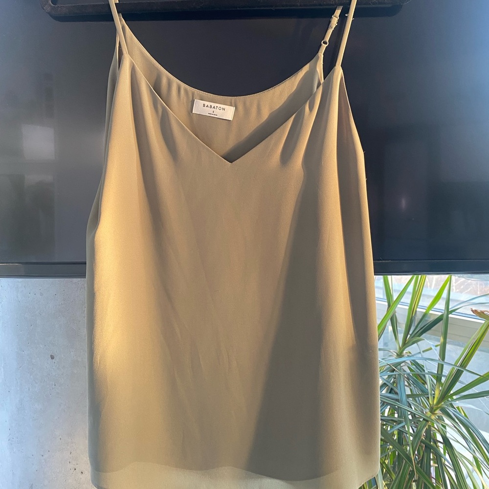 Size small babaton tank in sage green